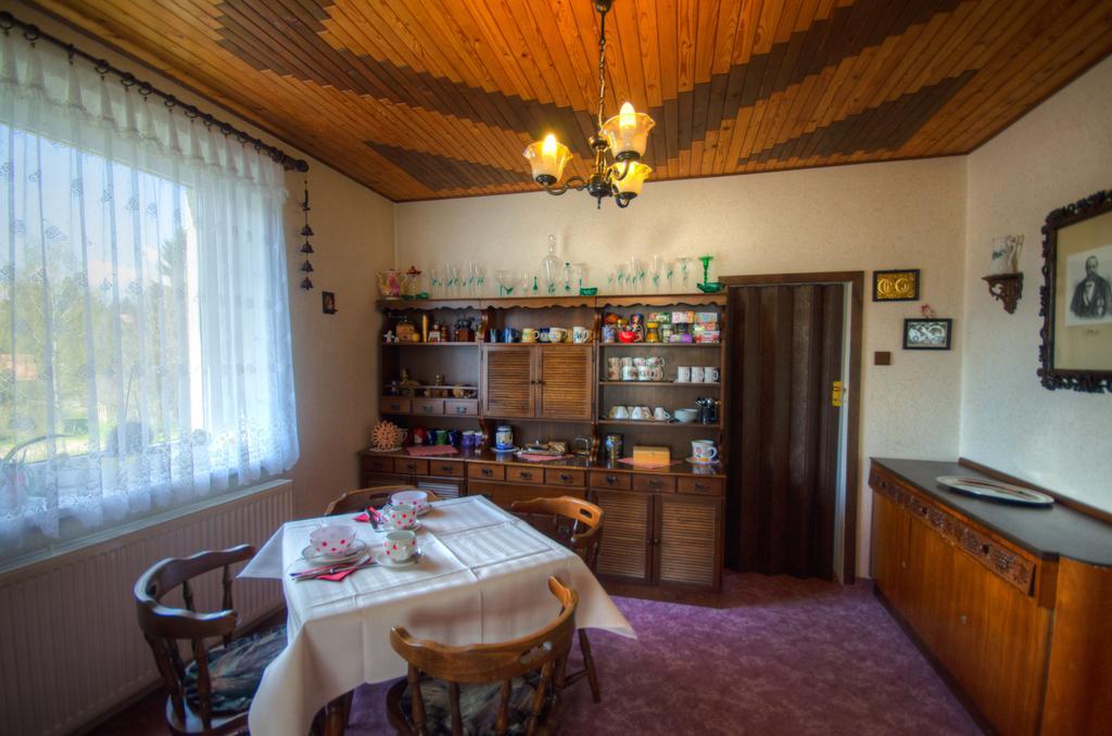 Penzion Ivana ハルラホフ エクステリア 写真